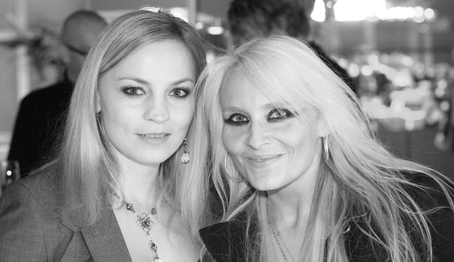 Regina Halmich und Doro Pesch